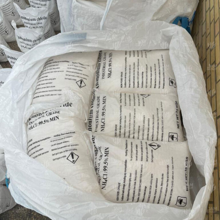 Ammonium Chloride 99.5 % 4